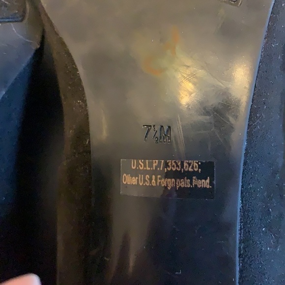 Marc Fisher suede pumps with tassels - Picture 5 of 7